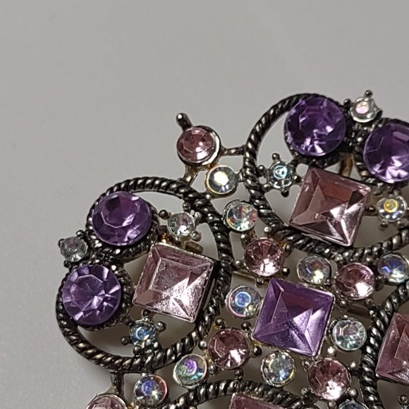 Pretty Purple And Pink Rhinestone Vintage Brooch - Picture 6 of 16